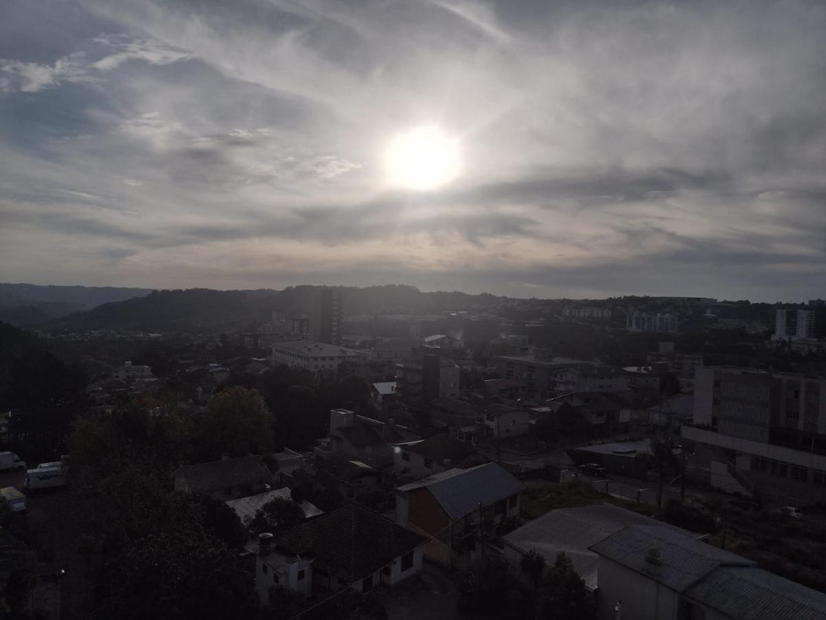 Apto Super Aconchegante/Linda Vista Para Vale Dos Vinhedos Bento Gonçalves المظهر الخارجي الصورة